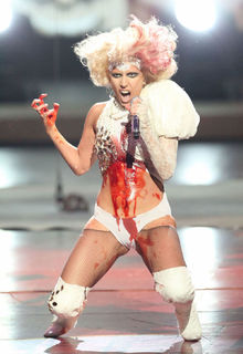Lady Gaga performs at 2009 MTV Video Music Awards Lady Gaga performs at 2009 MTV Video Music Awards
