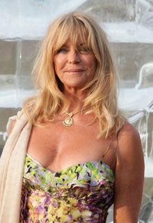 Goldie Hawn at The Elephant Parade auction - June 30, 2010 Goldie Hawn at The Elephant Parade auction - June 30, 2010