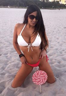 Claudia Romani on a beach in Miami Beach - January 08, 2019 Claudia Romani on a beach in Miami Beach - January 08, 2019