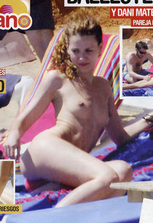 Elena Ballesteros topless paparazzi photos Elena Ballesteros topless paparazzi photos
