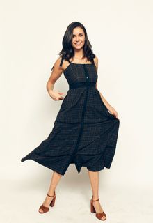 Nina Dobrev at Run This Town portrait session at the 2019 SXSW Film Festival - March 2019 Nina Dobrev at Run This Town portrait session at the 2019 SXSW Film Festival - March 2019