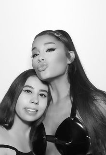 Ariana Grande - Sweetener World Tour Meet & Greet in Phoenix - May 14, 2019 Ariana Grande - Sweetener World Tour Meet & Greet in Phoenix - May 14, 2019