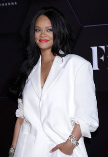 Rihanna at Fenty Beauty event in Seoul - September 17, 2019 Rihanna at Fenty Beauty event in Seoul - September 17, 2019