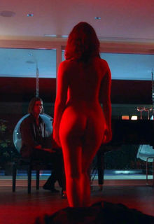 Emma Drogunova nude ass at Tatort e1117 (2020) Emma Drogunova nude ass at Tatort e1117 (2020)