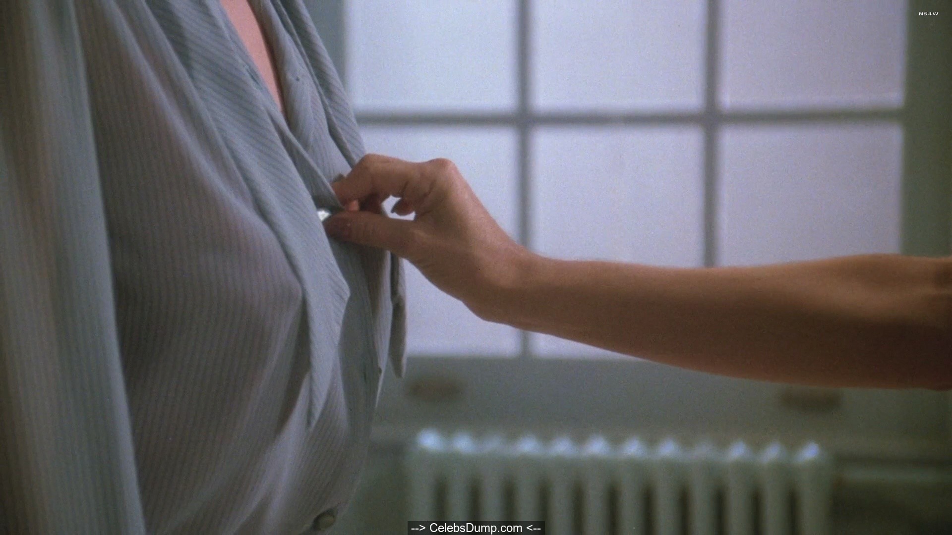Sandee Currie nude boobs in Curtains (1983) .