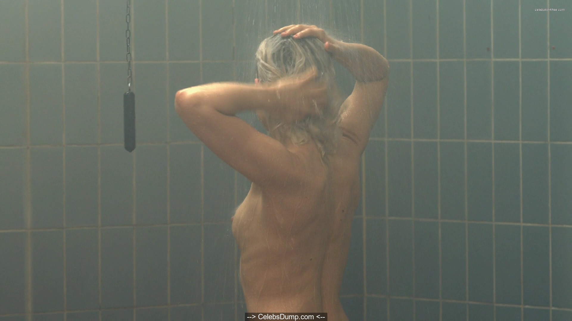 Veerle Baetens nude under shower vidcaps.