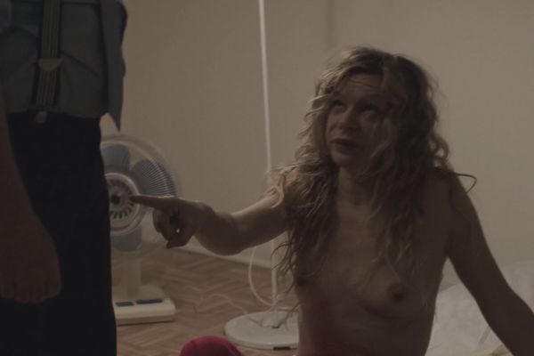 Estelle Richard nude tits in L'Origine des especes (2016) .