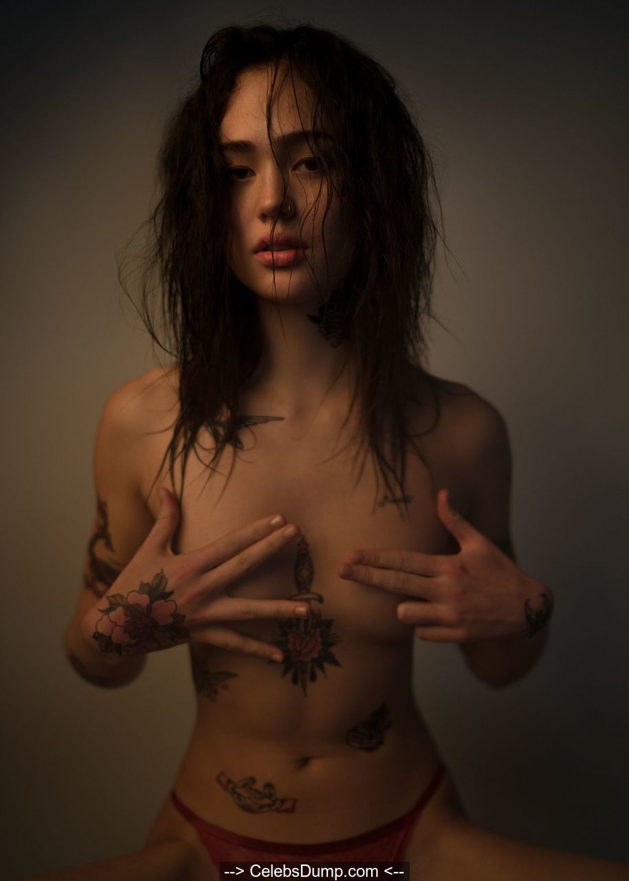 Paola topless photoshoot