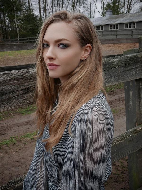 Sasha o. Amanda Seyfried Photoshoot. Александрия Виктория описание.