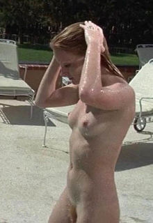 Claudia Jennings nude in The Man Who Fell to Earth (1976) Claudia Jennings nude in The Man Who Fell to Earth (1976)