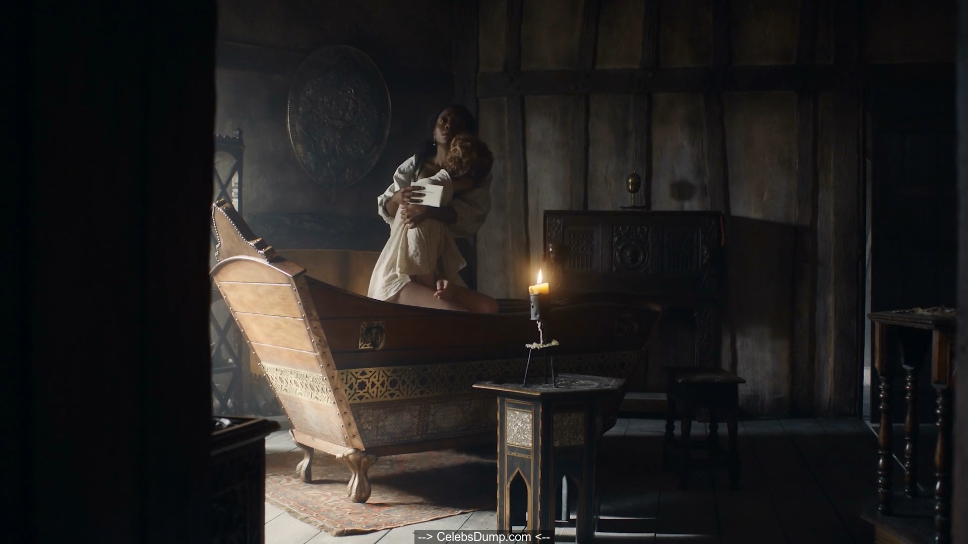 Charlotte Hope topless in The Spanish Princess (2019) .