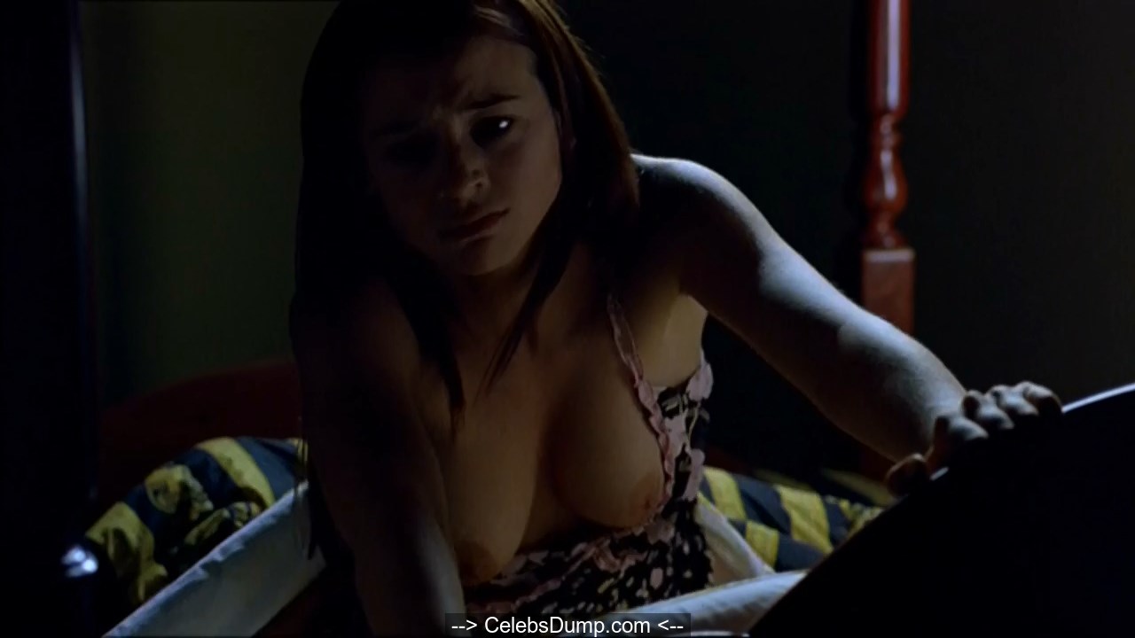 Leonor Watling nude tits, ass and pussy at Son de mar (2001) .