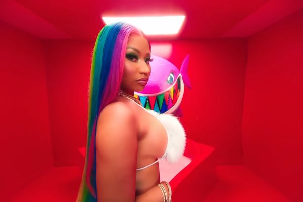 Nicki Minaj topless with pasties in Trollz (2020) Celebs Dum
