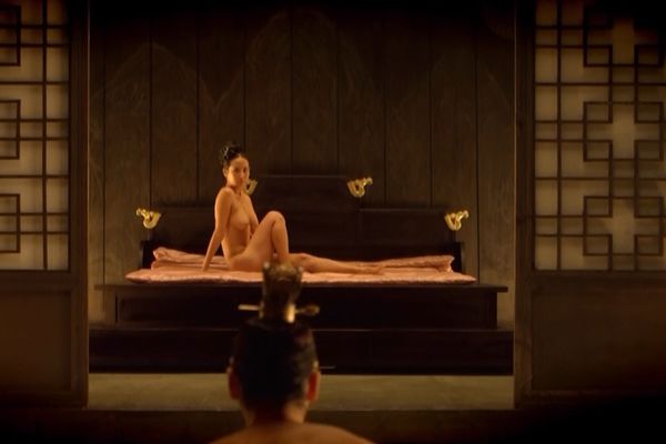 South Korea Yeo-jeong Jo nude in sex scenes at The Concubine (2012) .