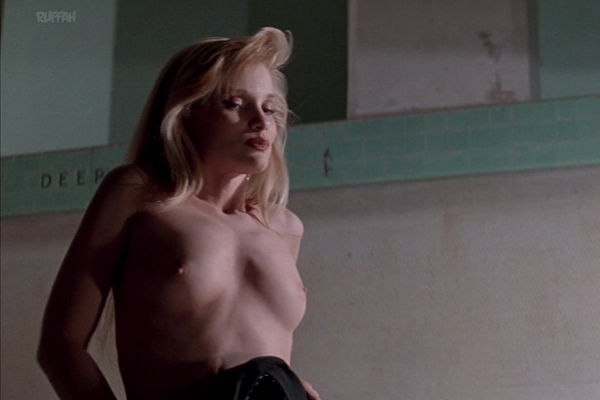 Linda Dona fully nude at Ricochet (1991) .