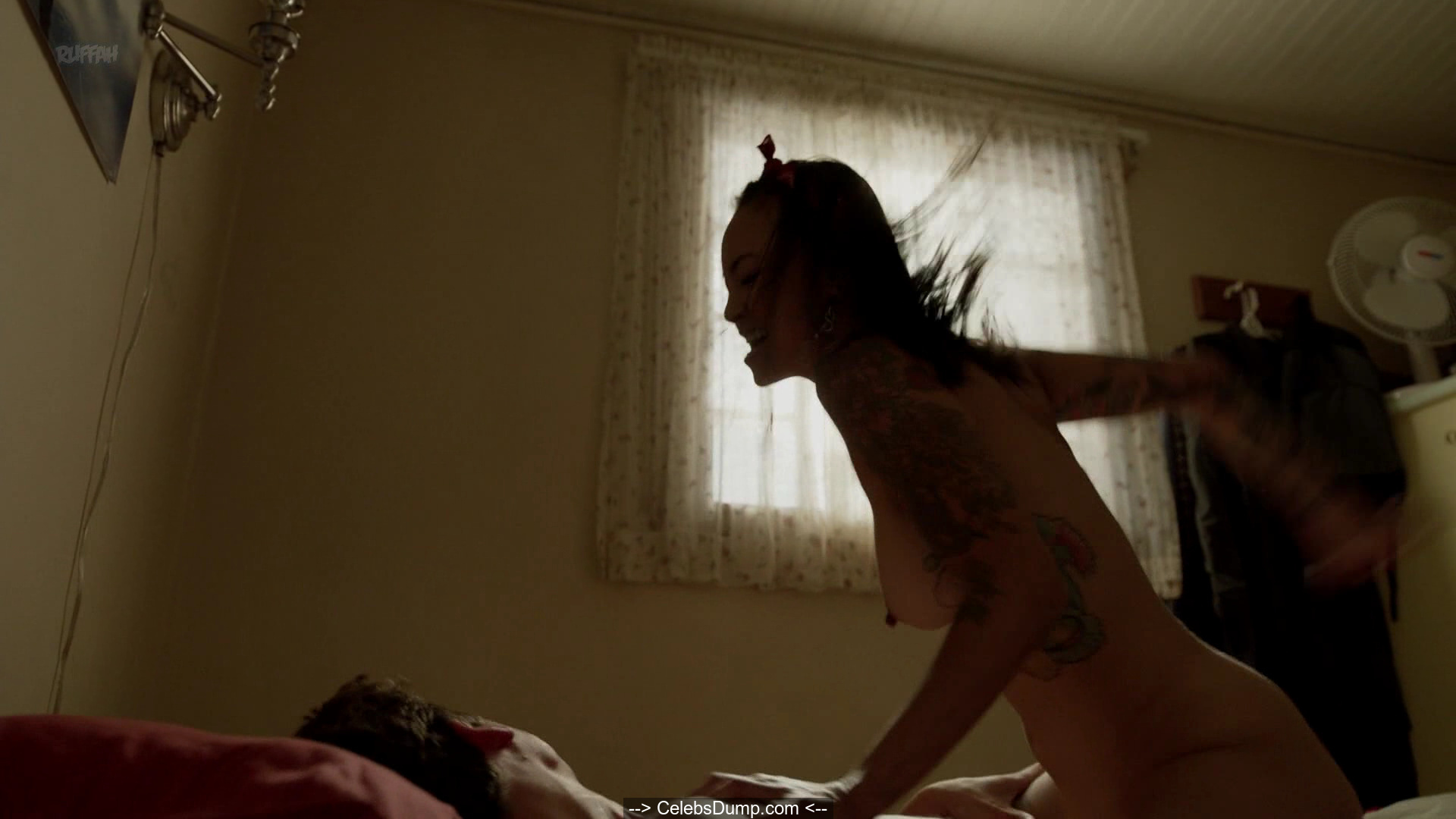 Levy Tran fully nude in sex scenes from Shameless s08e05 (2017) .