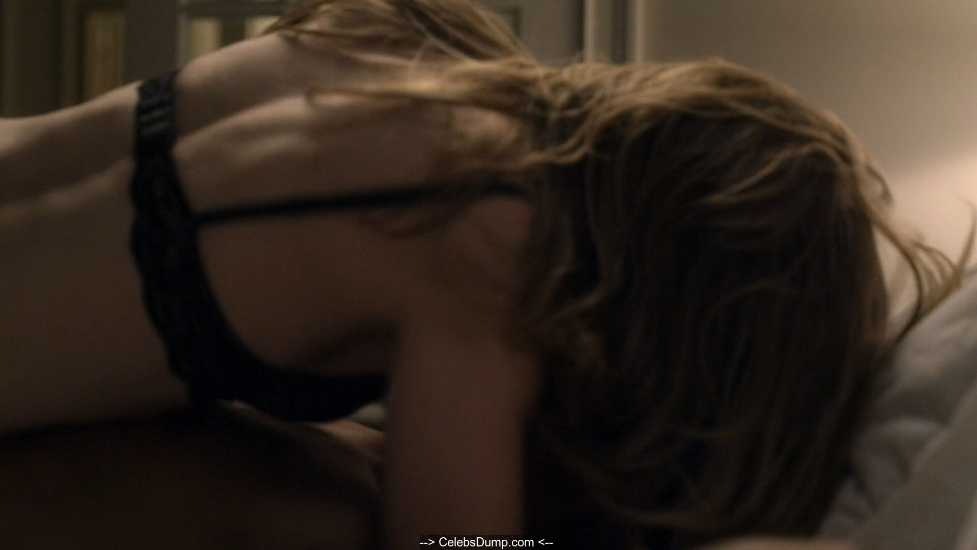 Melissa roxburgh  nackt