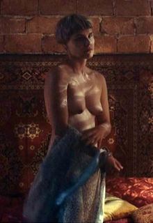 Kinga Otvos naked at Bekeido (2020)