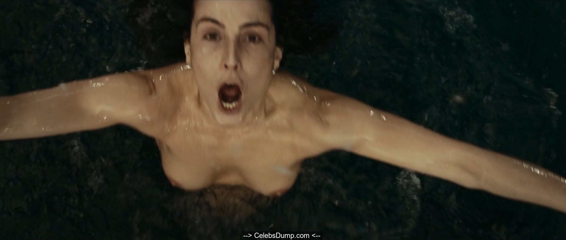 Noomi rapace habla español