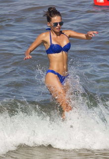 Anna Andres in blue bikini paddle-boarding in Hawaii - December 28, 2015