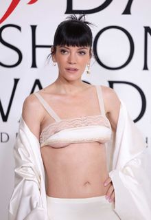 Lily Allen underboobs and areola slip at 2025 CFDA Awards at The American Museum of Natural History - March 11, 2025