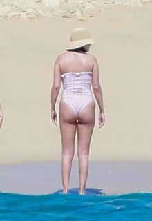 Selena Gomez in swimsuit on vacation in Mexico - February 21, 2026