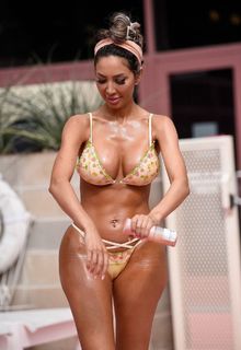 Farrah Abraham - basks in the Palm Springs sun showing off her new back tattoo she got while on a recent trip to Egypt - April 09, 2026