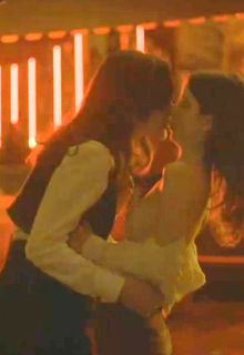 Ginevra Francesconi topless at Prima Di Noi s1e7 (2026)