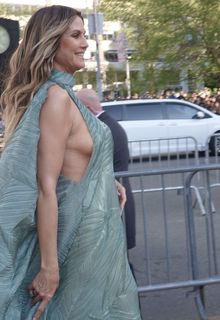 Heidi Klum sideboob at The Devil wears Prada 2 premiere in New York City - April 20, 2026