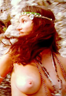 Natalia Avelon topless at Alles Inklusive (2014)