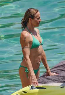 Melanie Chisholm shows she's still Sporty Spice as she dives into the ocean on her honeymoon in Ibiza - July 31, 2026