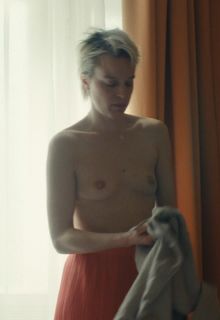 Sylvaine Faligant, Haley Louise Jones nude at Allegro Pastell (2026)