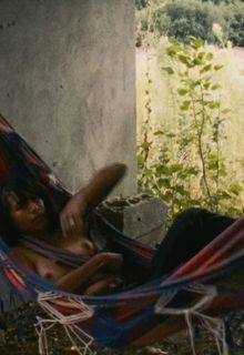 French actress Shanti Masud topless at La main sur la gueule (2007)