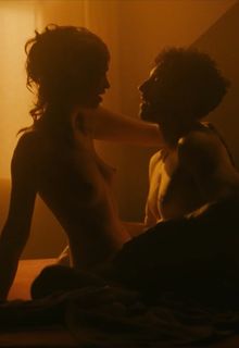 Lia von Blarer naked at Blind s01e02e04 (2026)