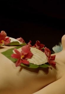 Jessamine-Bliss Bell naked at Trick or Treat (2019)